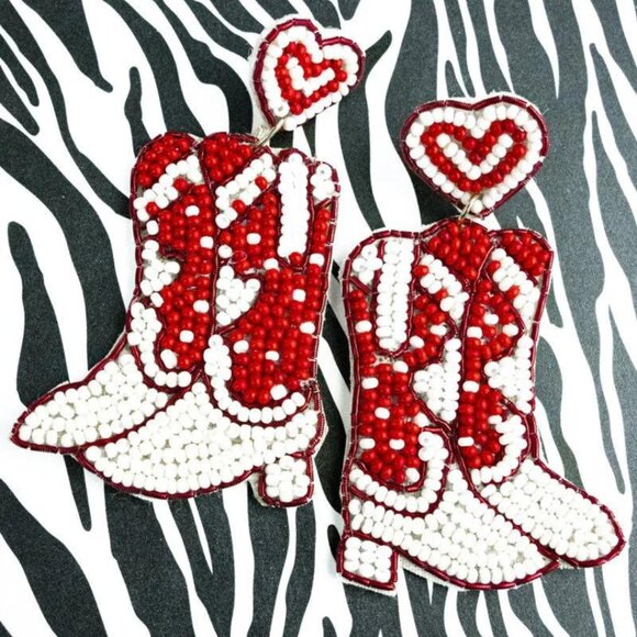 VIOLA Red & White Seed Bead Valentines Cowboy Boot Earrings NWT - Picture 2 of 2
